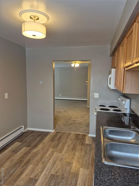 Tiny photo for 1840 Axtell Drive #6, Troy City, MI 48084 (MLS # 20261016127)