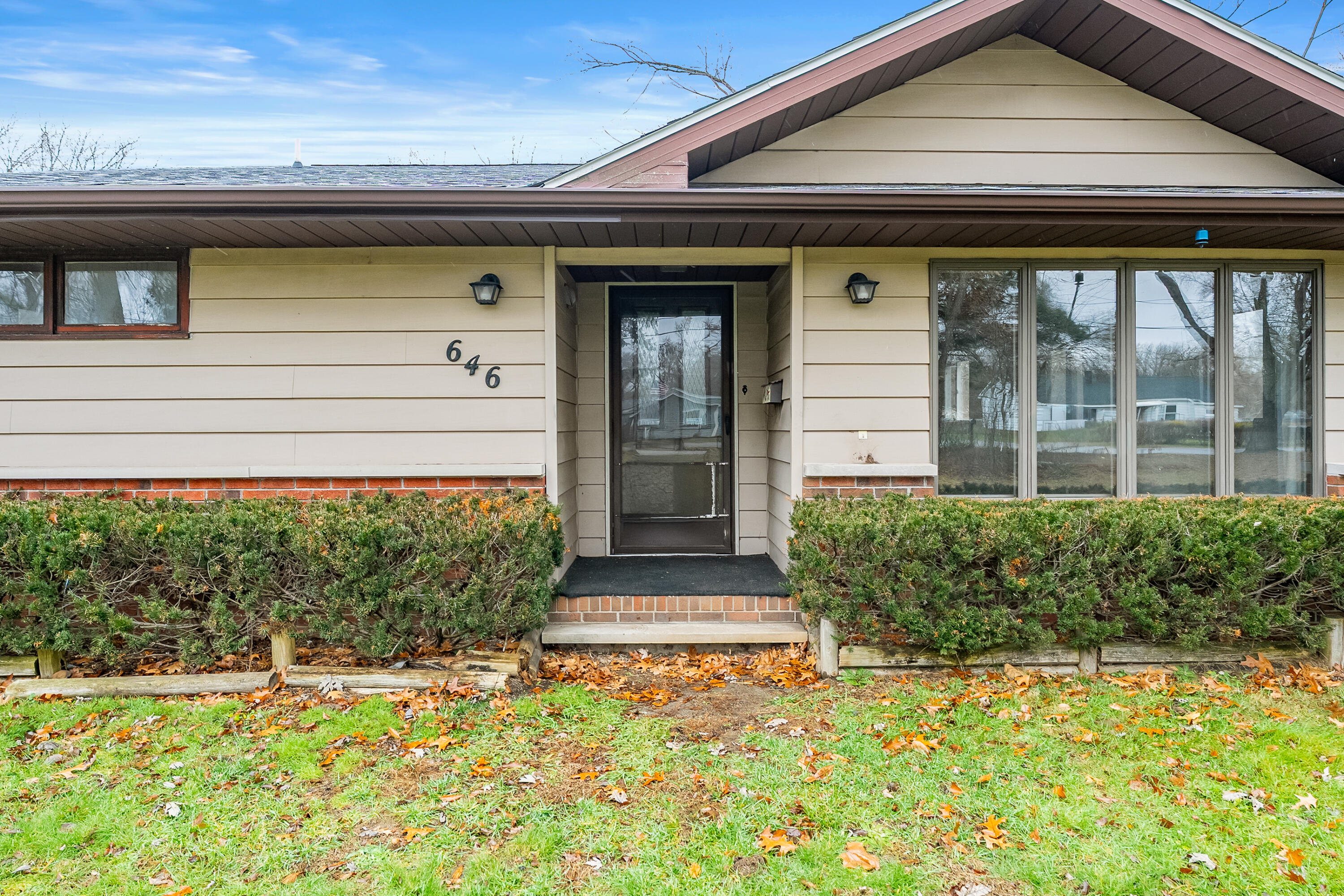 646 Marie Avenue