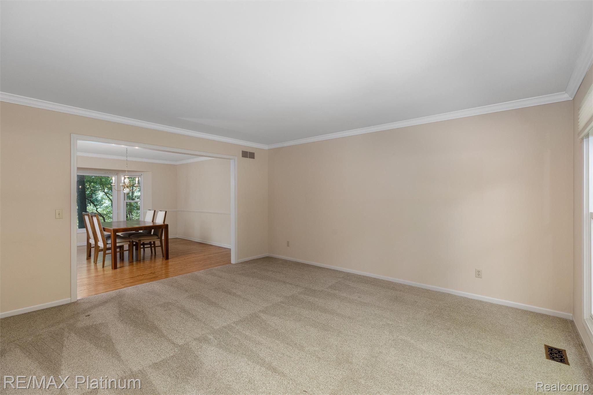 2250 Pepperidge Trail
