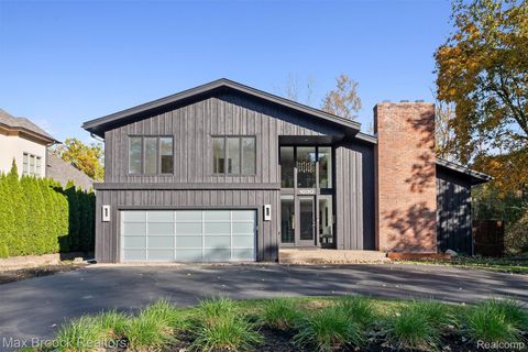 1030 Lakeside Drive Birmingham City MI 48009