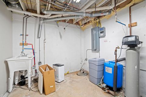 Tiny photo for 997 N Conklin Road, Lake Orion Village, MI 48362 (MLS # 58050201751)