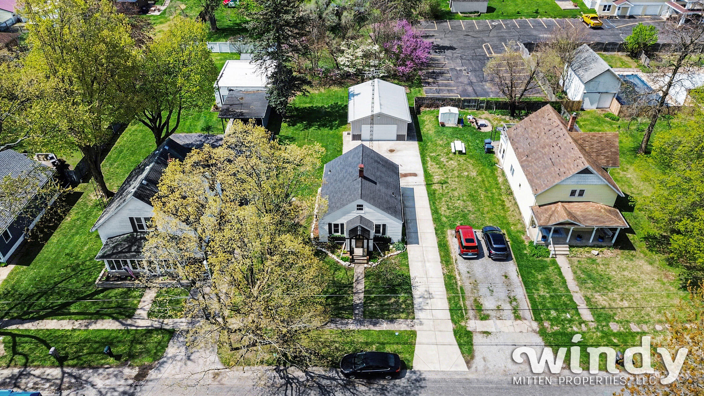 316 Sutherland Avenue
