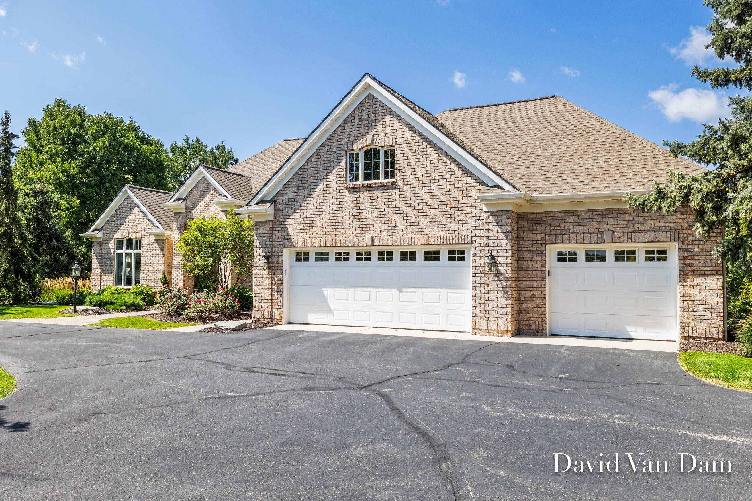 7587 Red Osier Drive SW