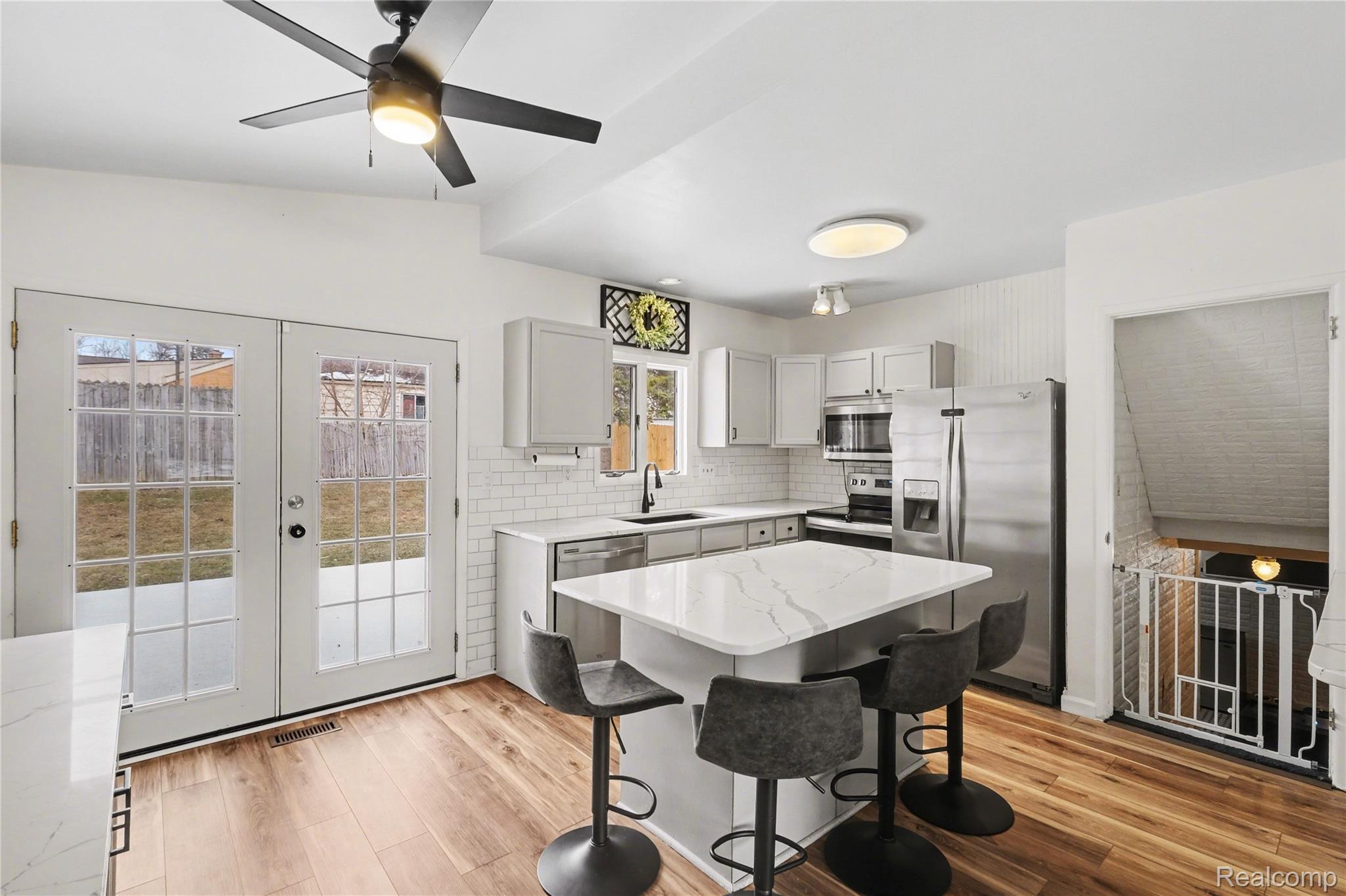 8480 Chelmsford Drive