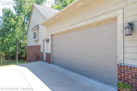 Tiny photo for 10295 Northridge Court, White Lake Charter Township, MI 48386 (MLS # 20261042069)