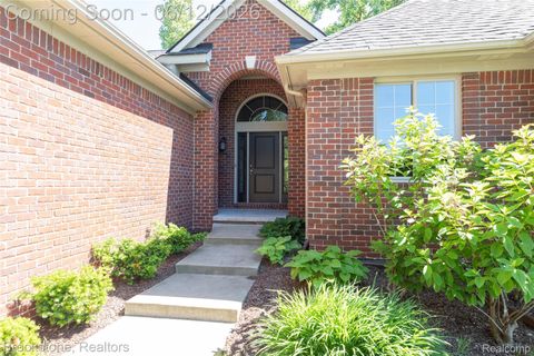 Tiny photo for 10295 Northridge Court, White Lake Charter Township, MI 48386 (MLS # 20261042069)