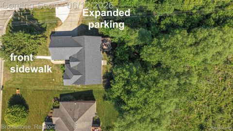 Tiny photo for 10295 Northridge Court, White Lake Charter Township, MI 48386 (MLS # 20261042069)