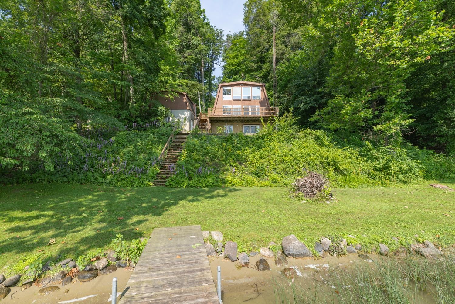 65491 North Drive