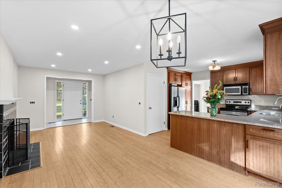 5265 Greenfield Road