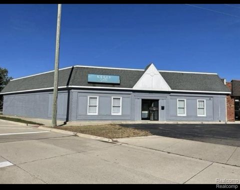 22301 Kelly Road Eastpointe City MI 48021