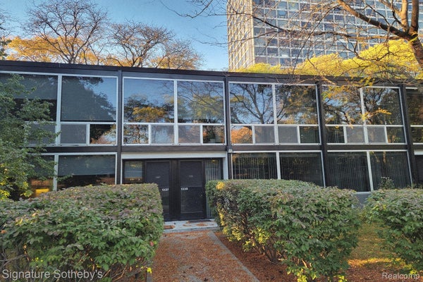 1339 NICOLET PL, DETROIT, MI 48207 - Image cad4884a9972f1debe5cfae2cfb9a59d/901979936