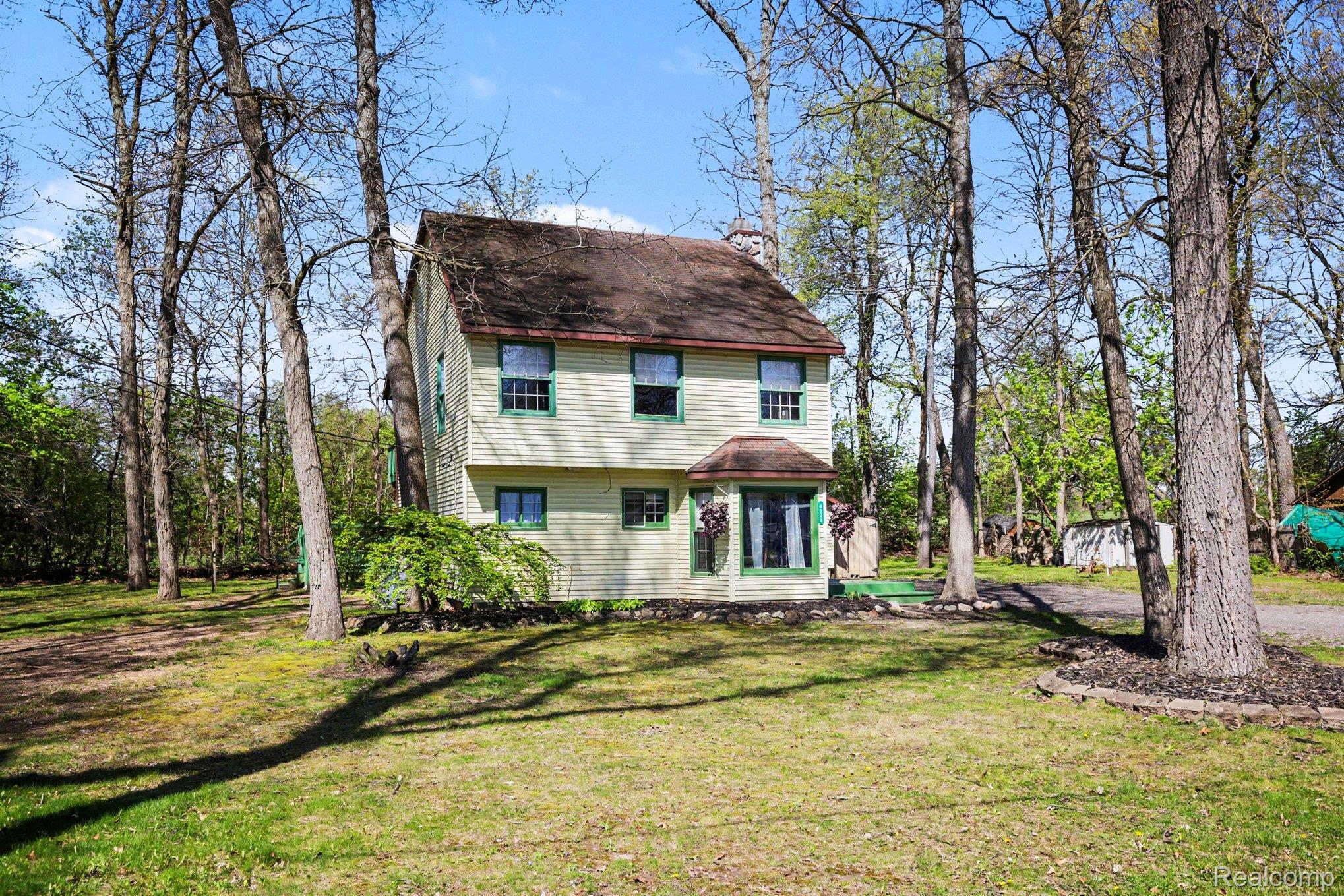 4725 Hickory Drive