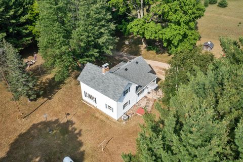 22347 5 Mile Road Aetna Township MI 49336