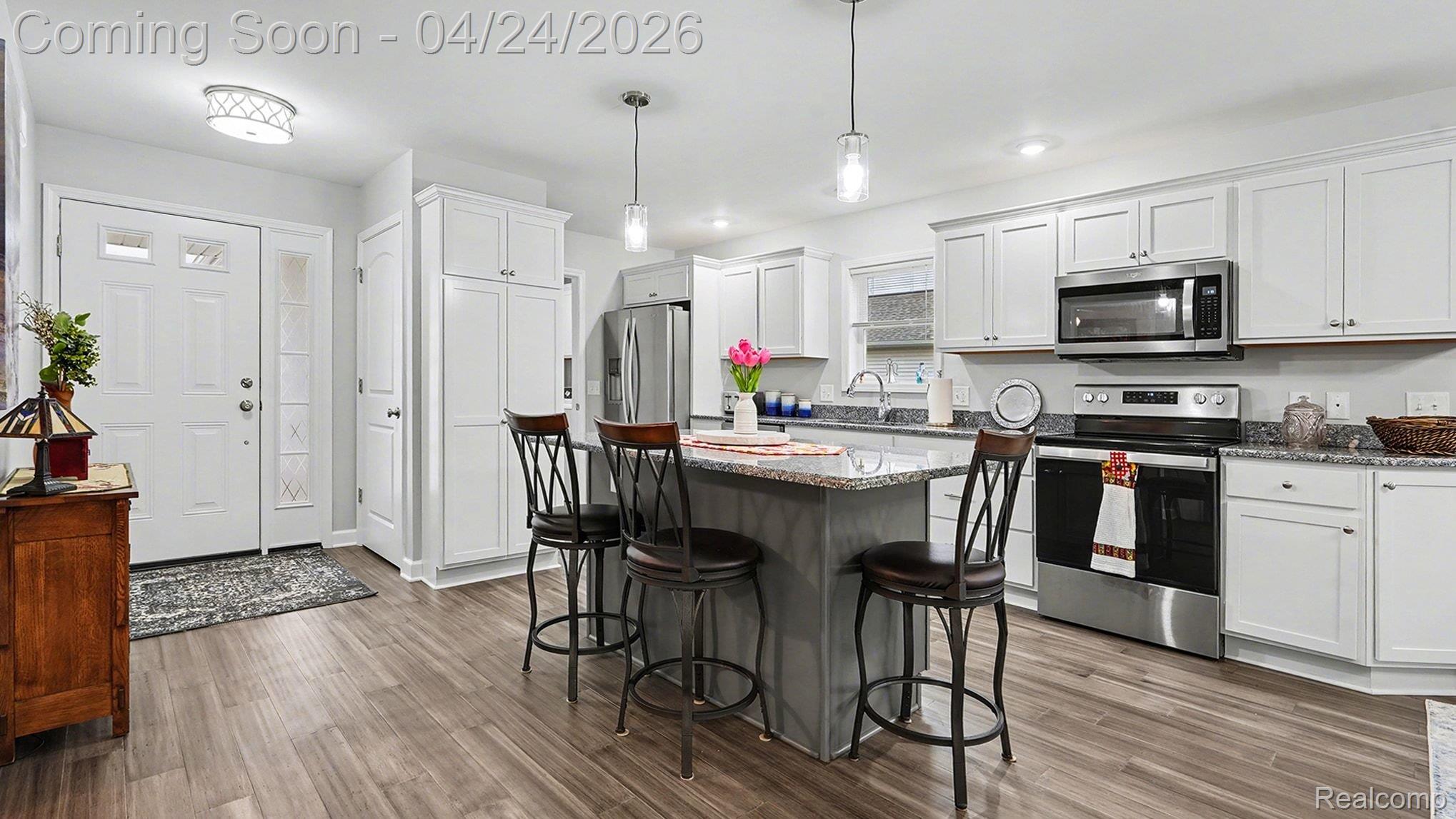 4013 Eastbridge Circle Road