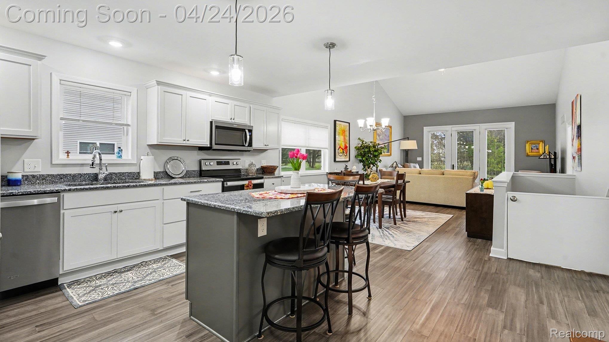 4013 Eastbridge Circle Road