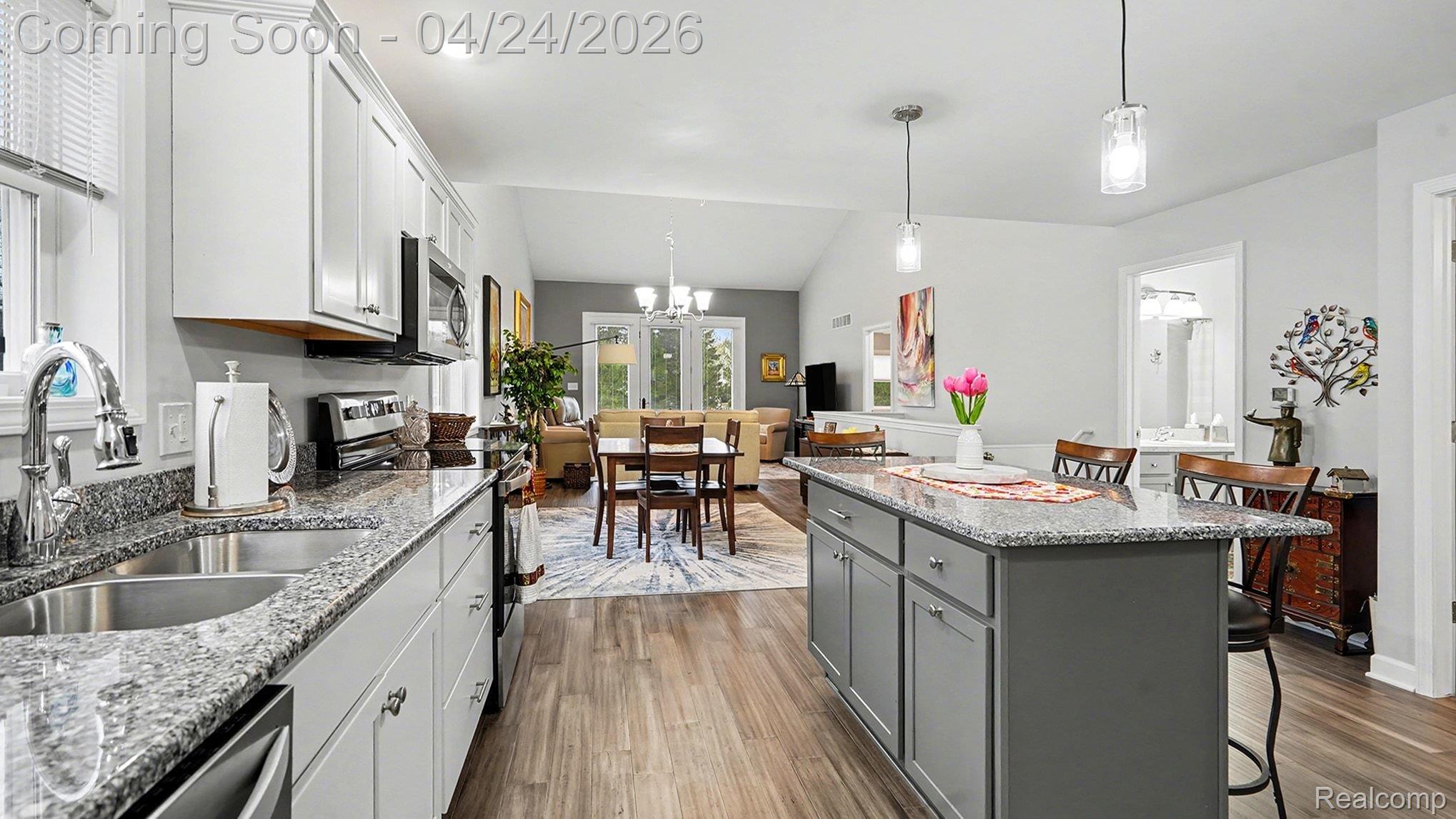 4013 Eastbridge Circle Road