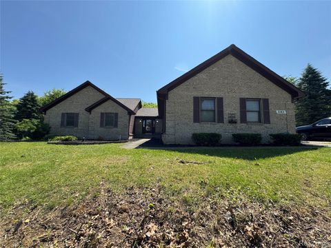 3163 Mystic Valley Drive White Lake Charter Township MI 48383