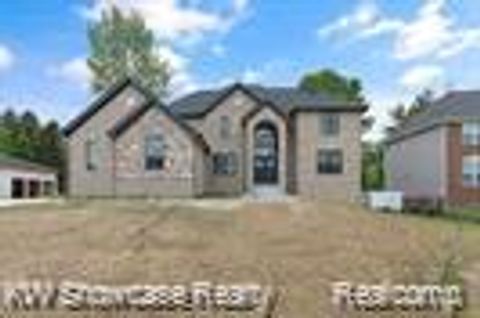 5245 BUELL Drive Commerce Charter Township MI 48382