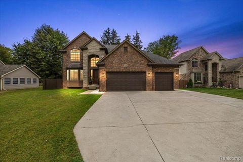 Photo of 47460 Sugarbush Road, Chesterfield Township, MI 48047 (MLS # 20251037982)
