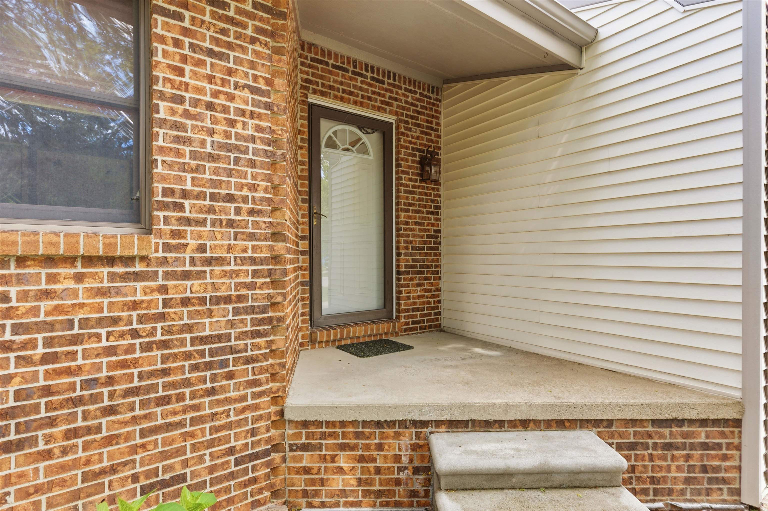 514 Rochelle Court