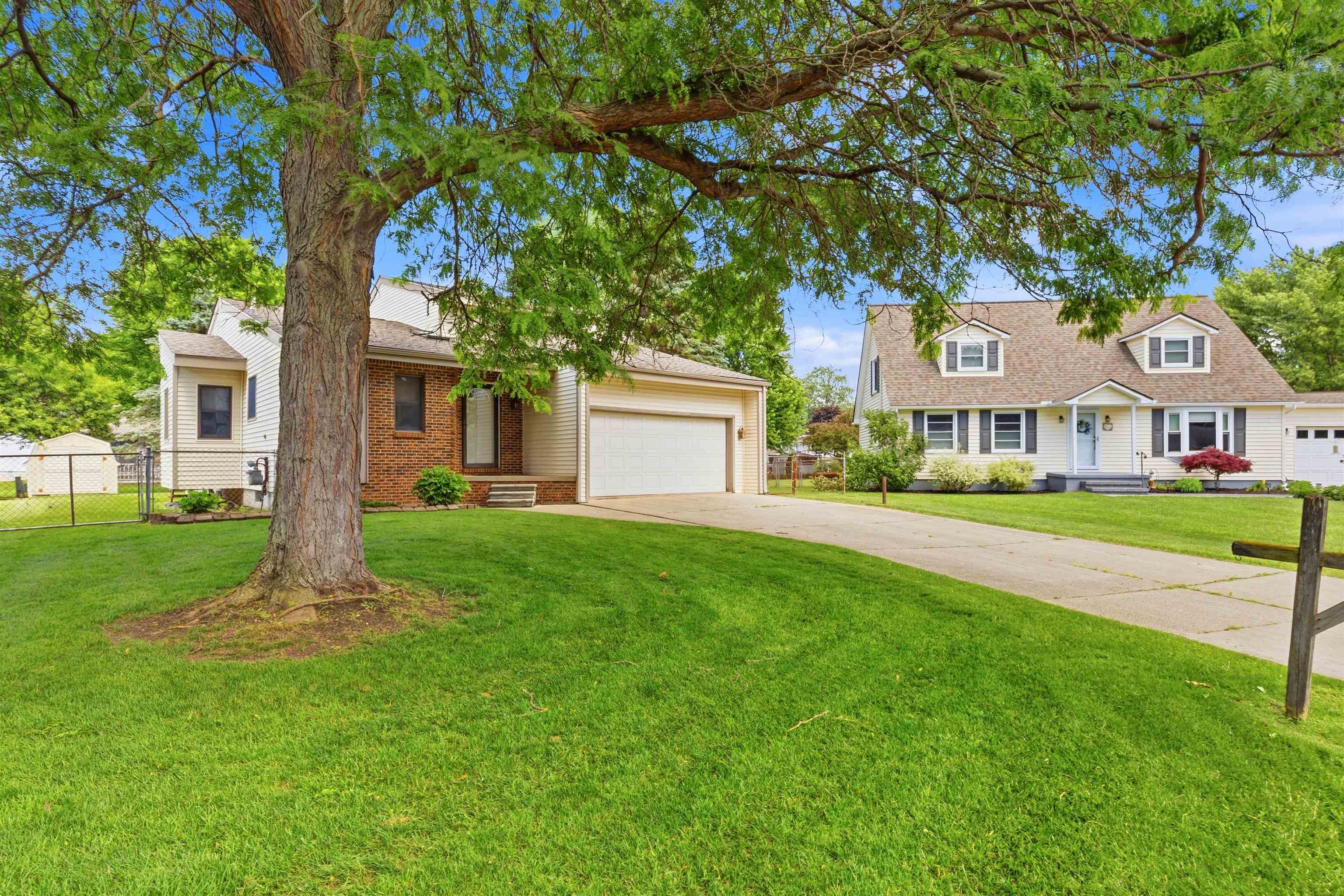 514 Rochelle Court