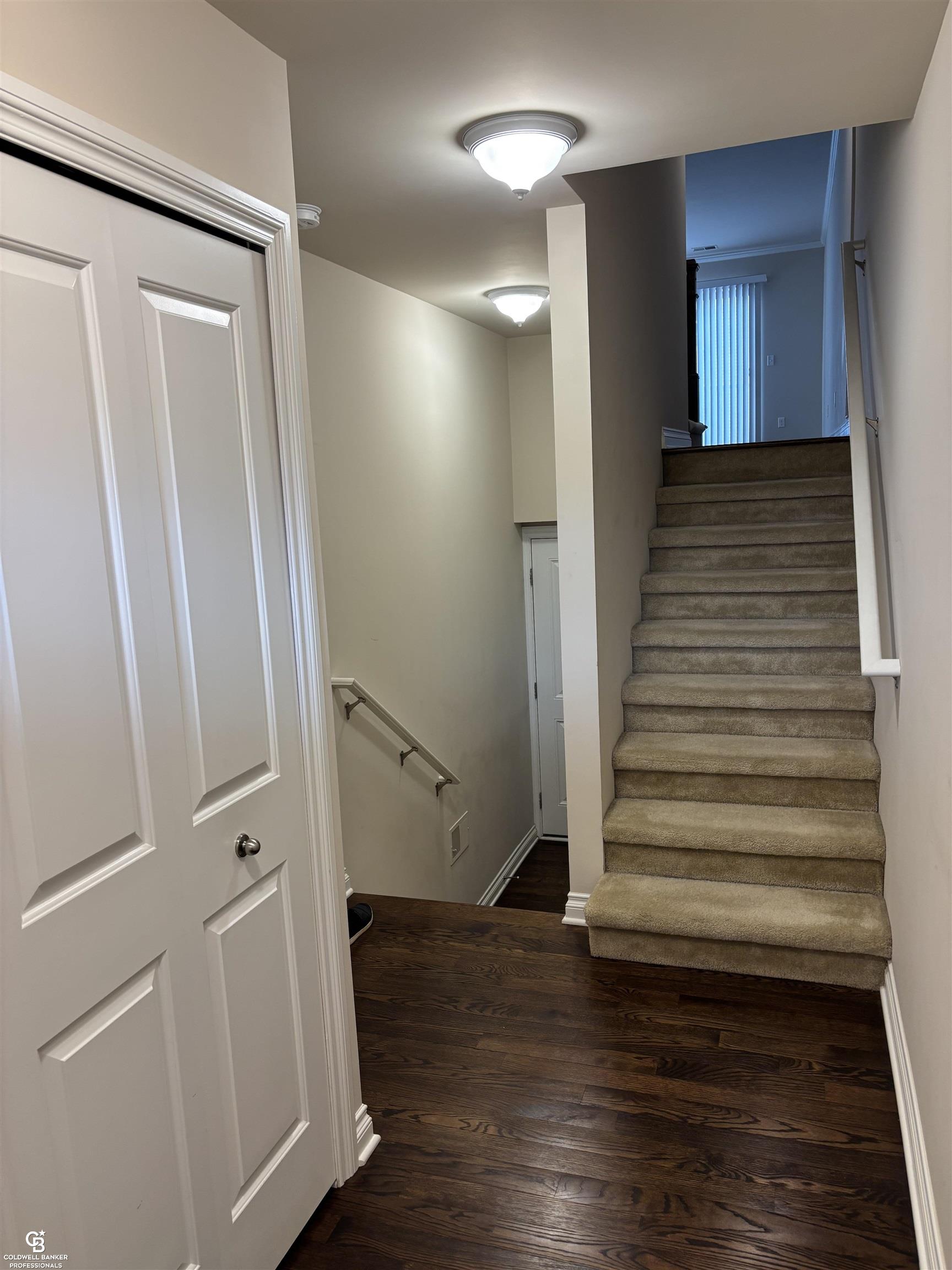 13113 Woodridge Circle