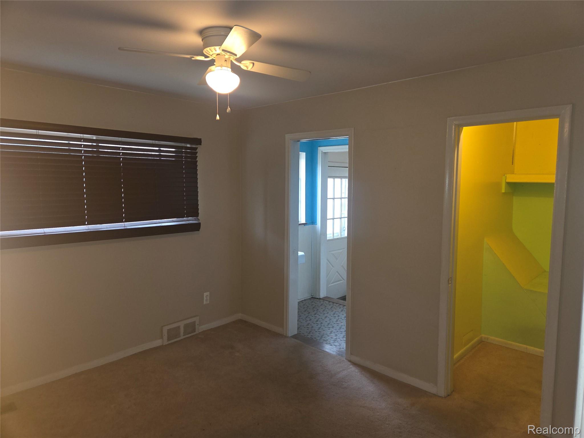 28350 Thorny Brae Road