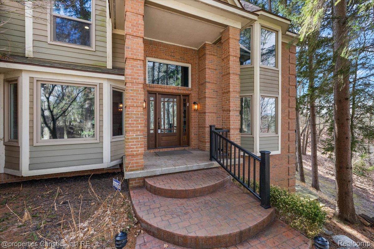 1009 Tall Pines Trail