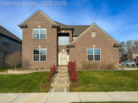 3559 Birchmount Drive Troy City MI 48083