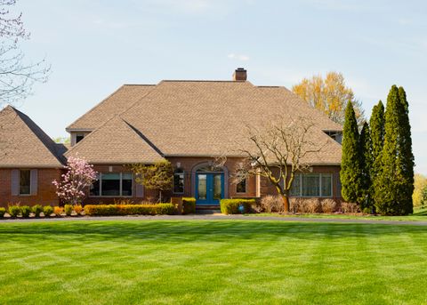 9388 York Woods Drive York Charter Township MI 48176