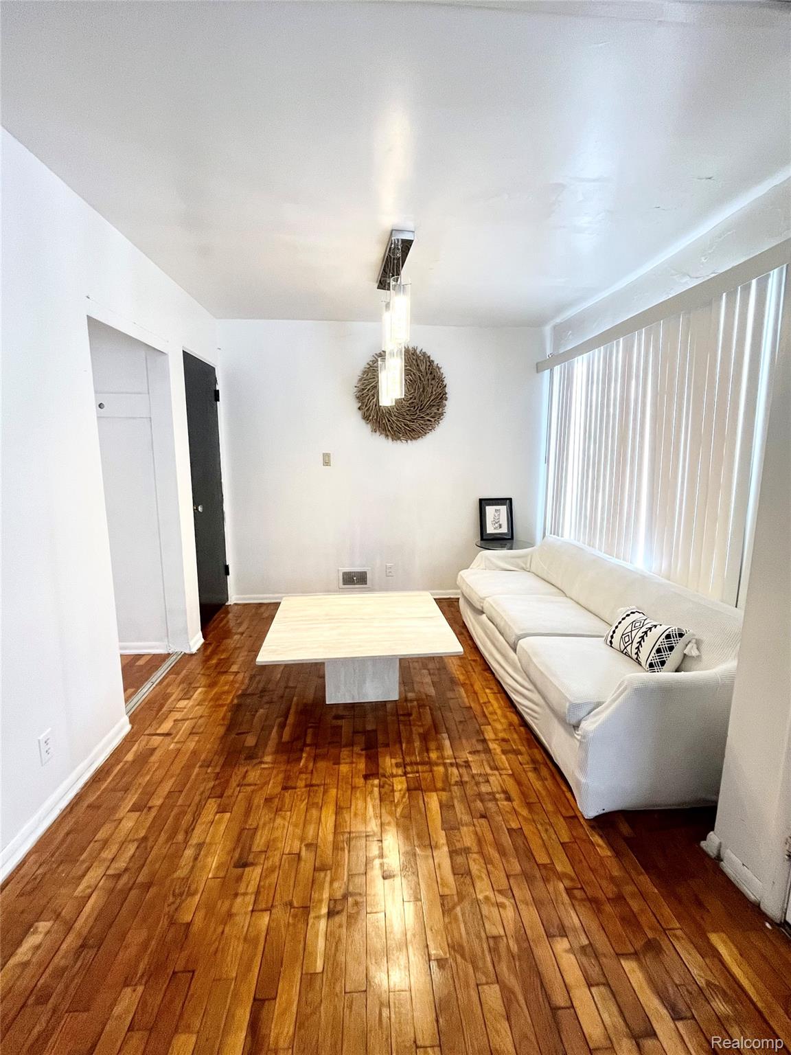 3802 Milbourne Avenue