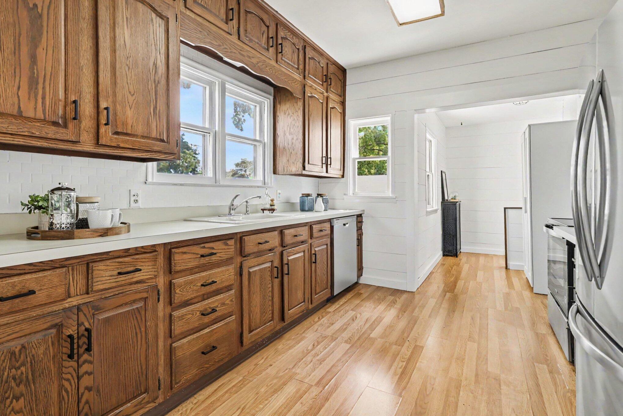 1368 W Lemon Creek