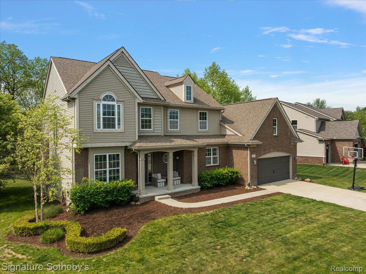 871 Wynstone Circle S