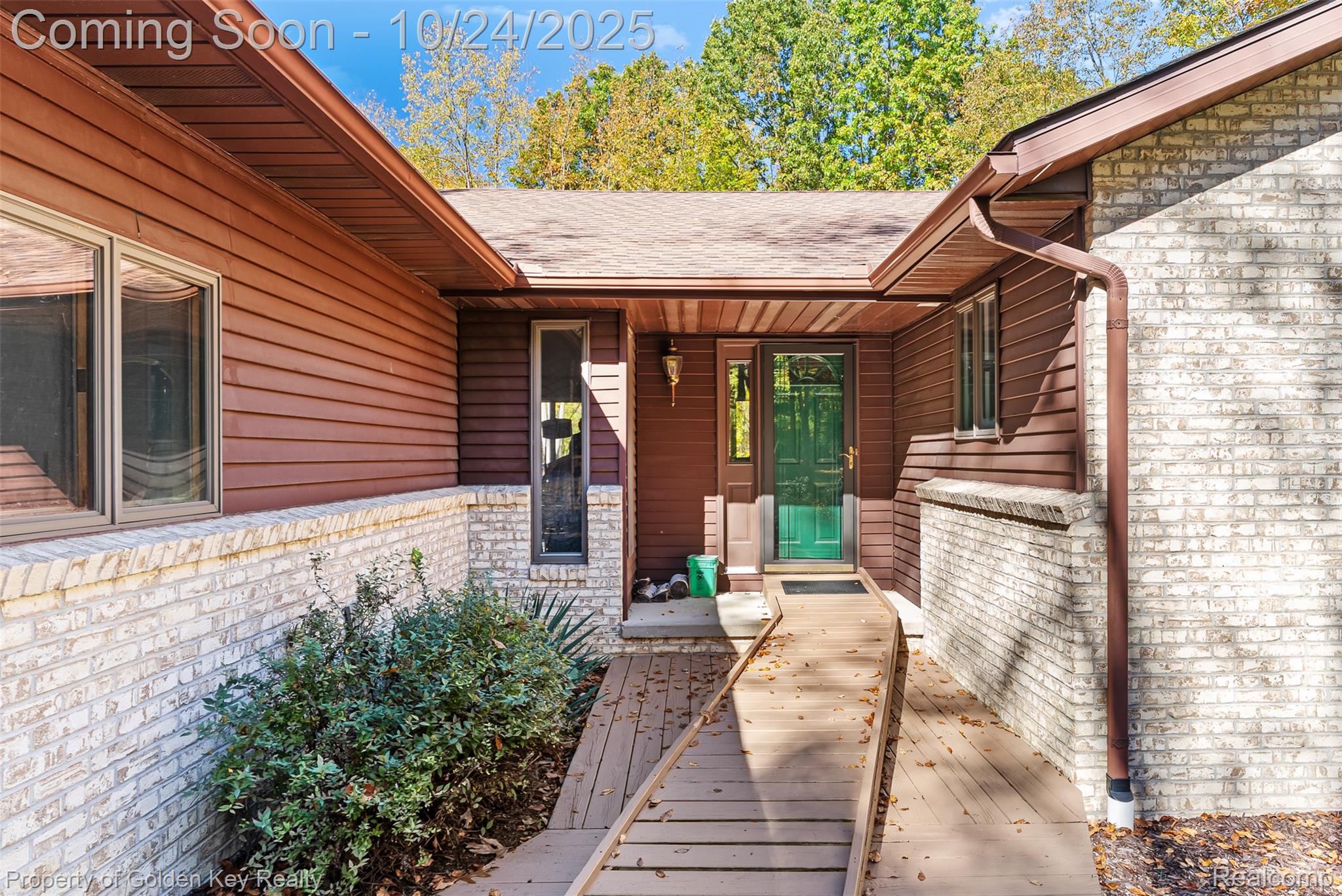 2551 Pardee Road