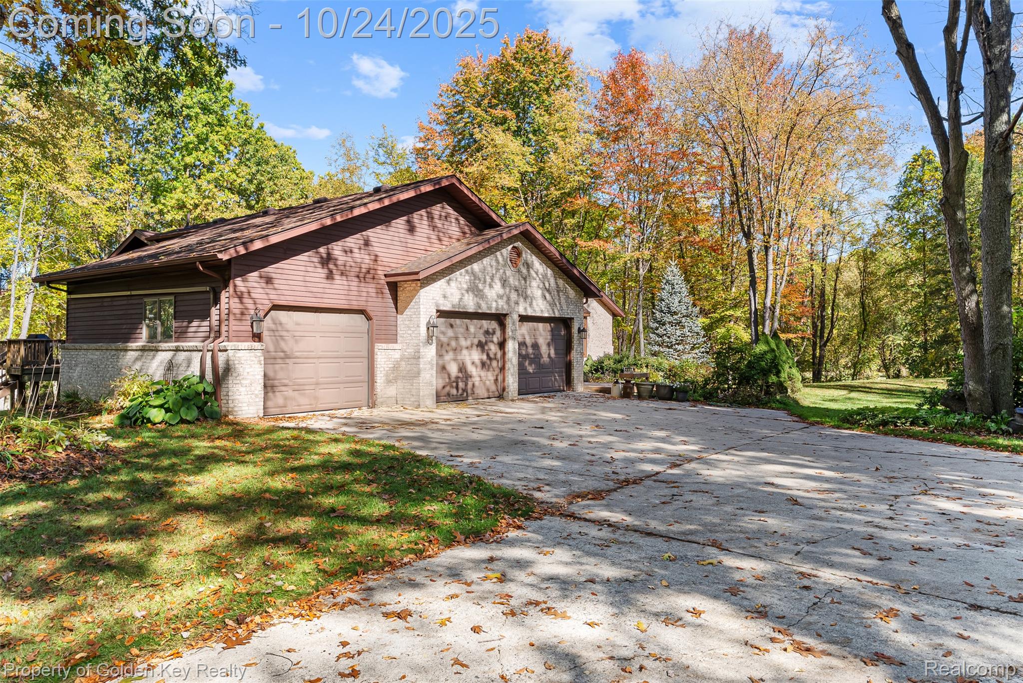 2551 Pardee Road