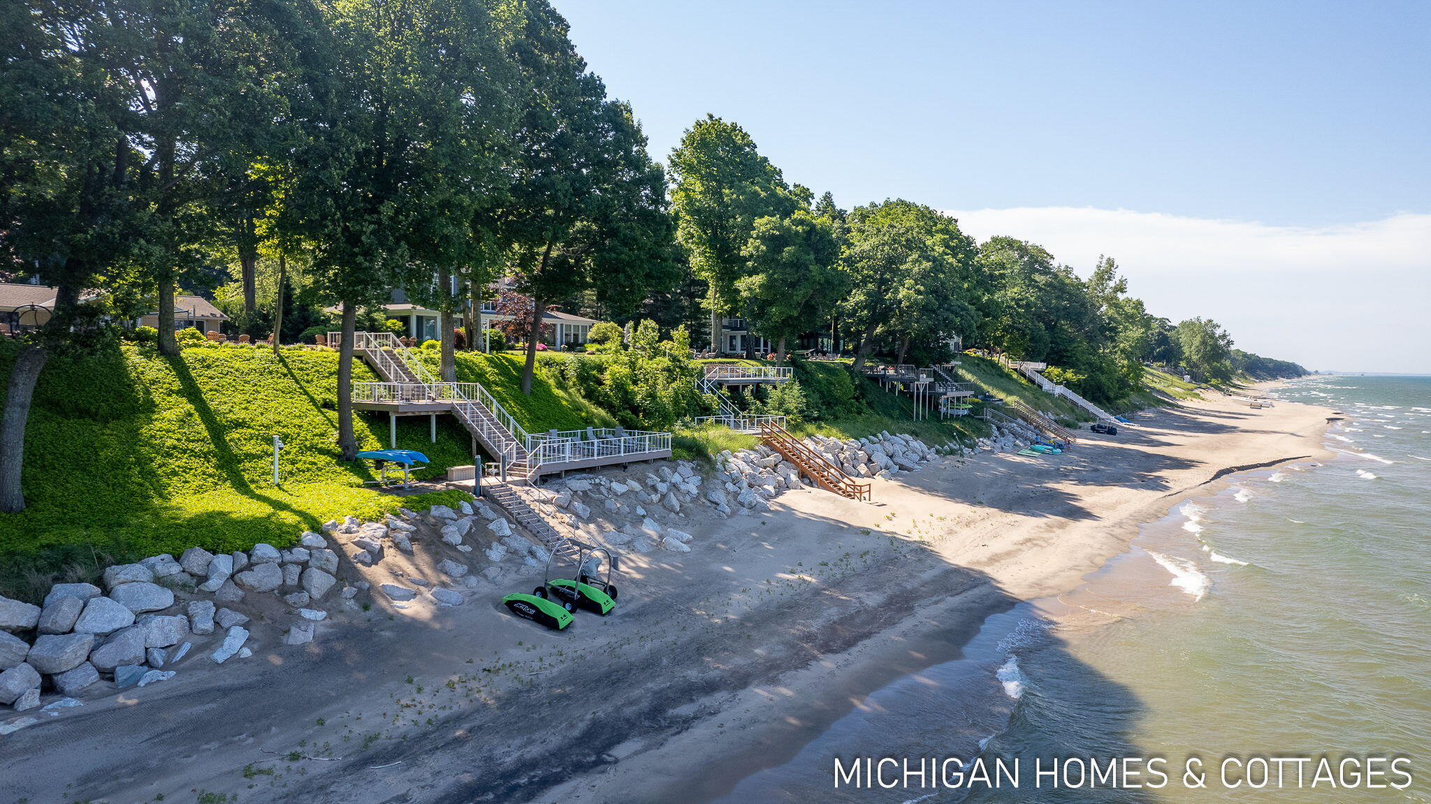 3065 N Lakeshore Drive
