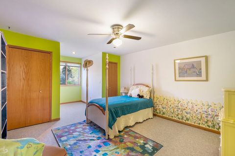 A home in IndependenceCharterTownship_Oakland