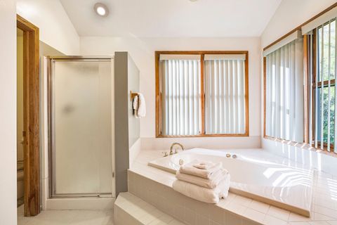 A home in IndependenceCharterTownship_Oakland
