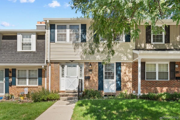 42948 RICHARDS CT # 5, NORTHVILLE, MI 48167 - Image cb1def7391728a5396196e527e33dfd1/3573993015