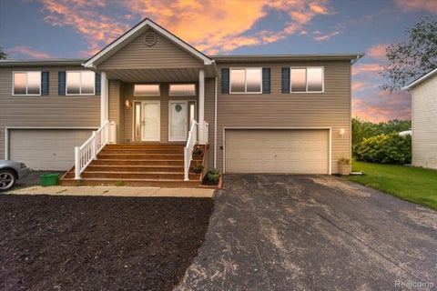 Photo for 1116 LAKEVIEW Circle