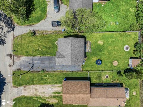 Tiny photo for 6428 Saline Drive, Waterford Charter Township, MI 48329 (MLS # 5050209273)