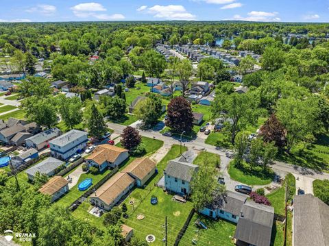 Tiny photo for 6428 Saline Drive, Waterford Charter Township, MI 48329 (MLS # 5050209273)