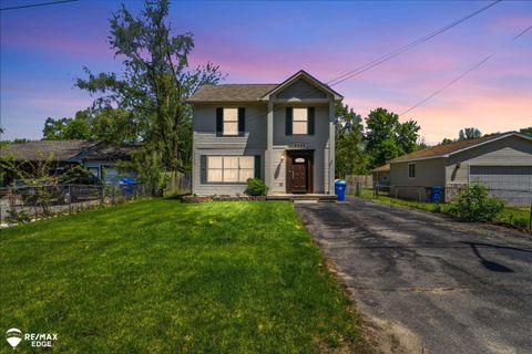 Photo of 6428 Saline Drive, Waterford Charter Township, MI 48329 (MLS # 5050209273)