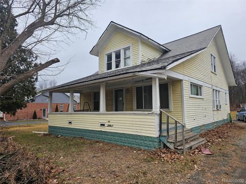 33342 Willow Road Wayne City MI 48164