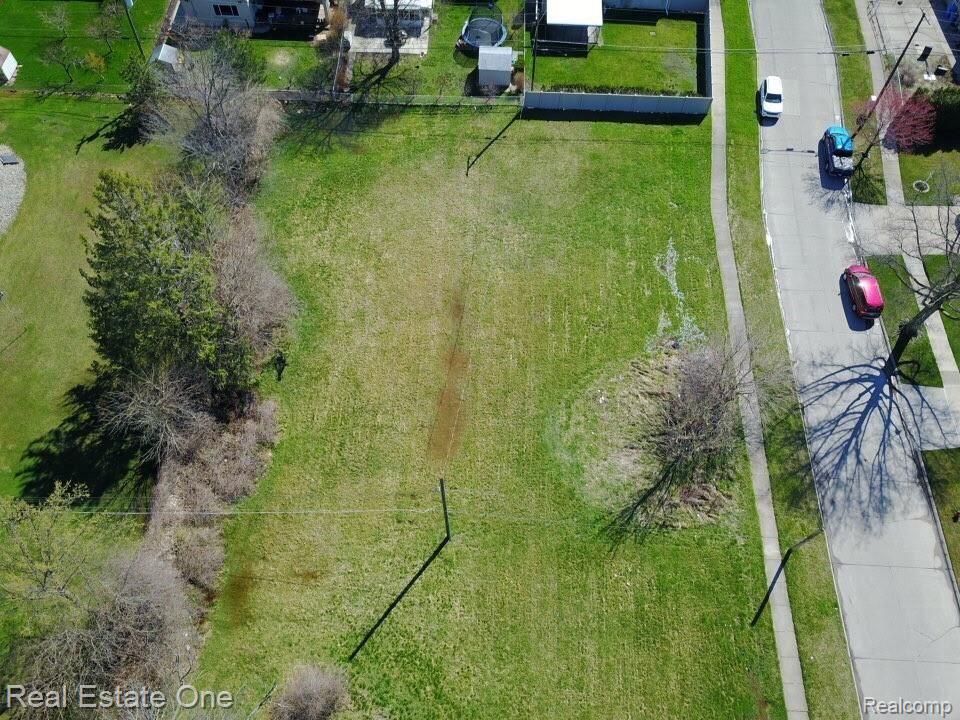 6154 N INKSTER RD