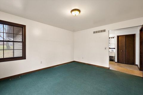 Tiny photo for 2654 Quail Run Street, Rochester City, MI 48306 (MLS # 81026008696)