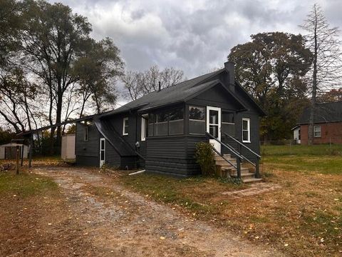 151 Glynlee Street Emmett Charter Township MI 49014