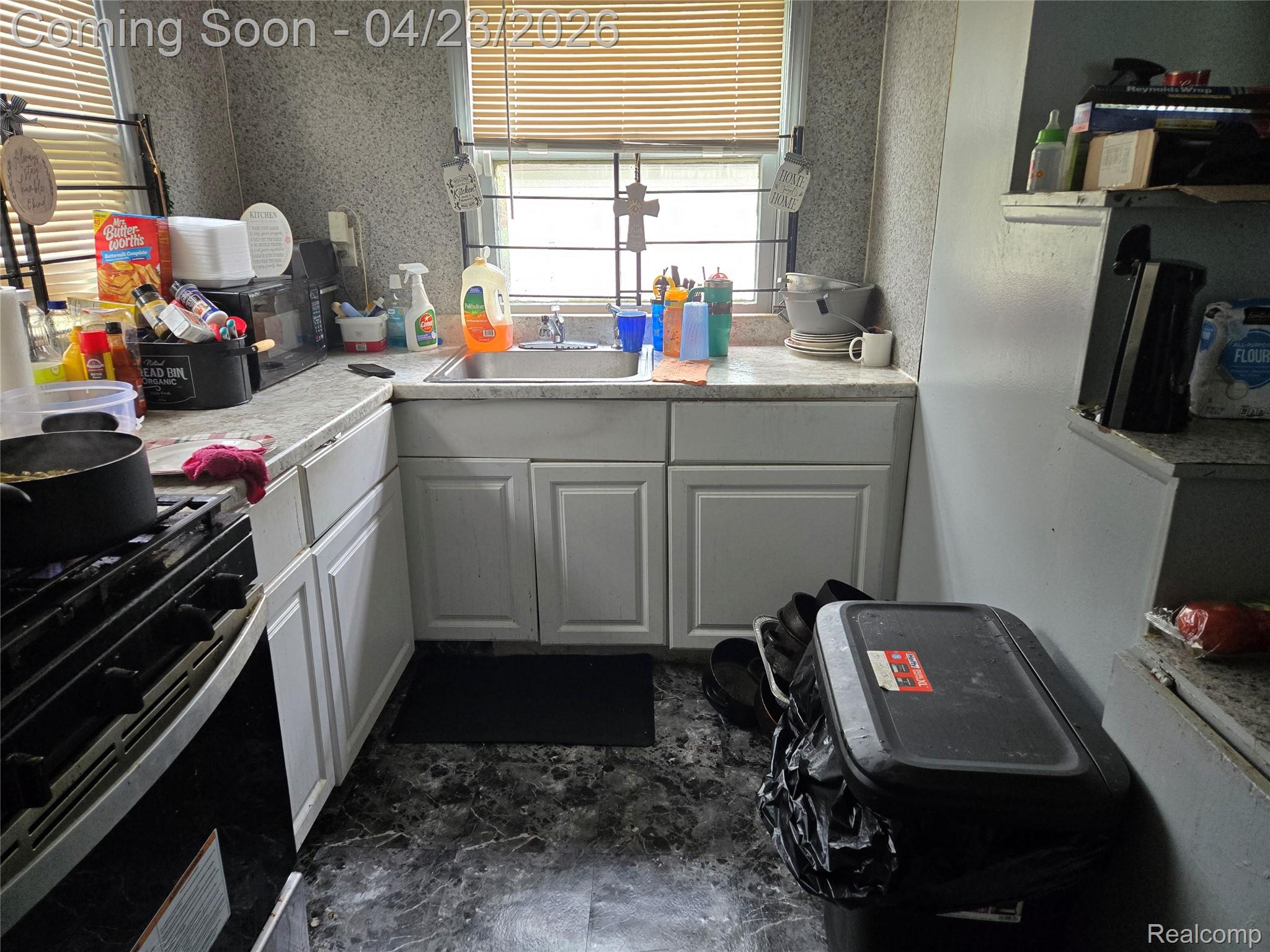 19410 Kentfield Street