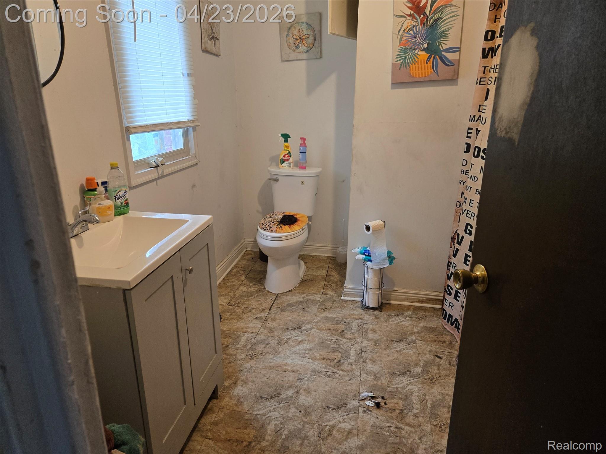 19410 Kentfield Street