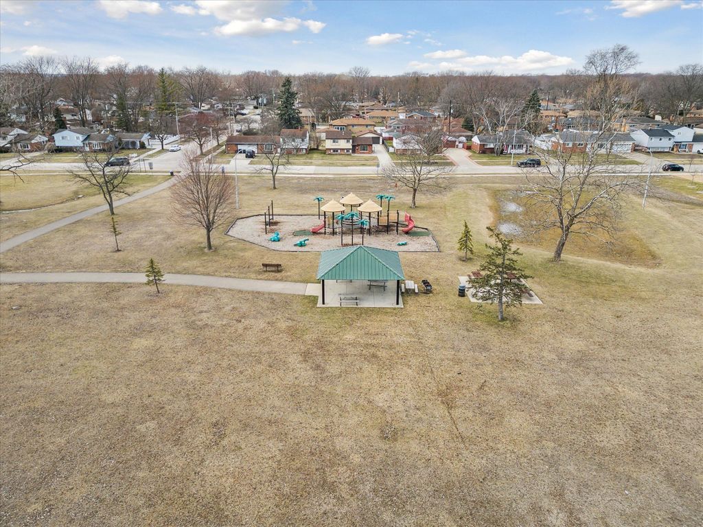 listing image 36
